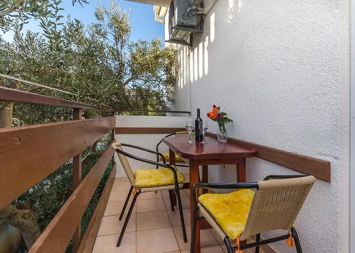 Tomislav * Τρογκίρ