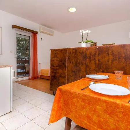 Tomislav Apartment Trogir